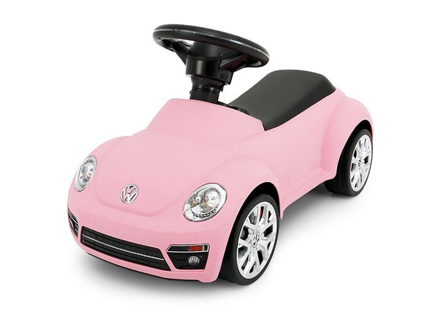 Rózsaszín lábbal hajtós Volkswagen Beetle, Bogár kisautó